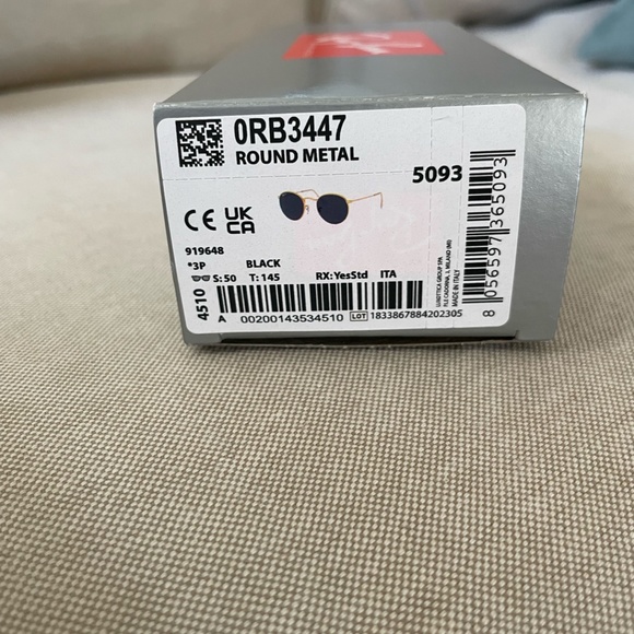 Ray Ban Round Gold Metal Frame Sunglasses